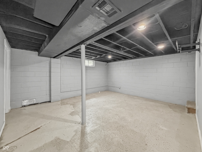 Listing Image 37