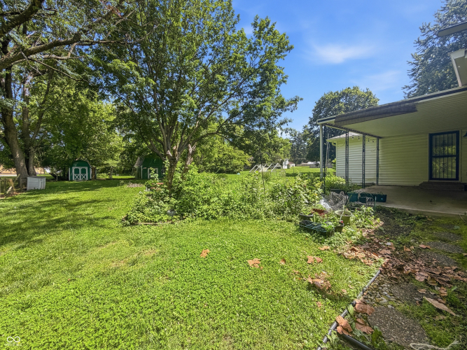 Listing Image 6