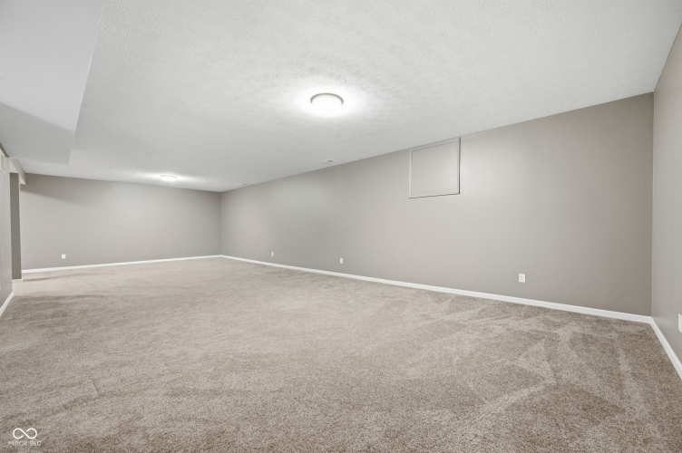 Listing Image 47