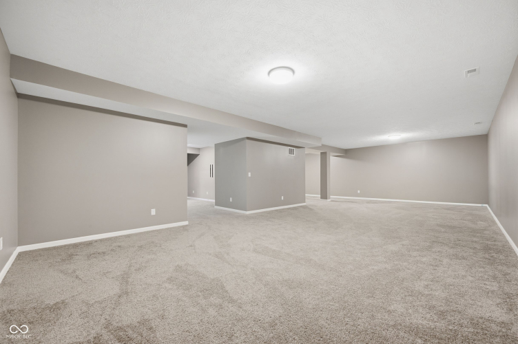 Listing Image 48