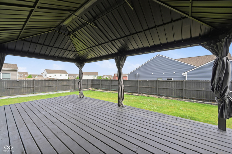 Listing Image 52