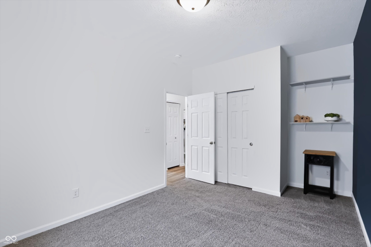 Listing Image 34