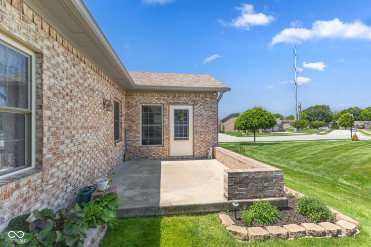 Listing Image 27