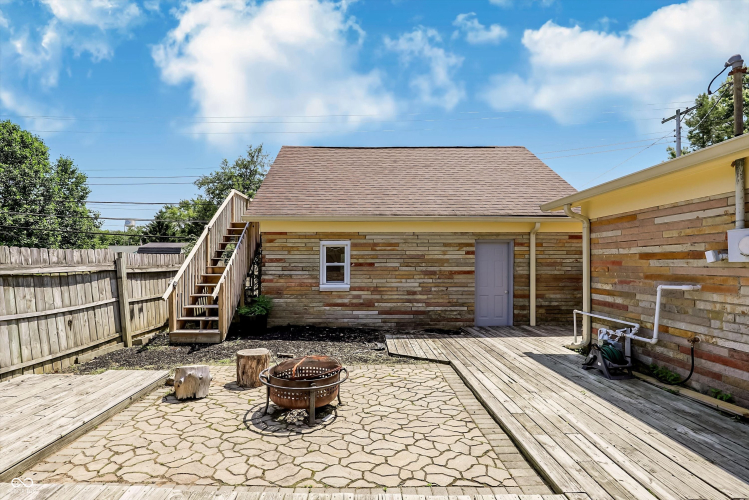 Listing Image 23