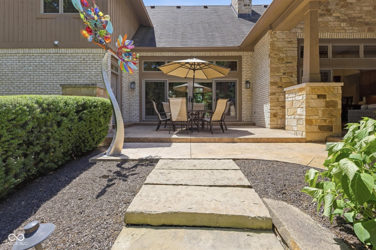 Listing Image 52