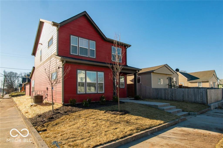 Listing Image 3