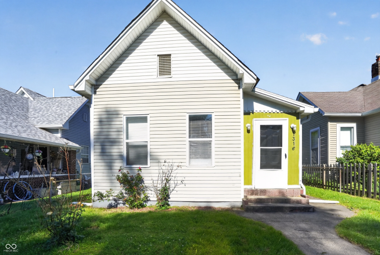 Listing Image 3