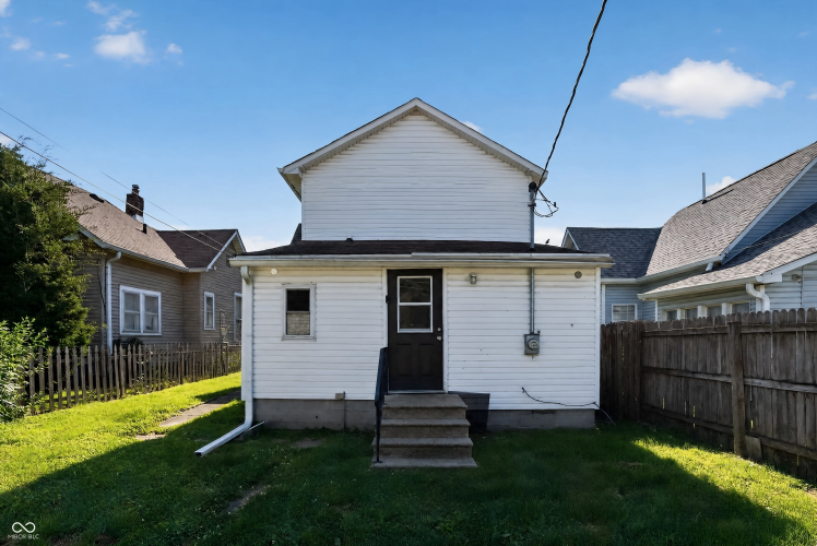 Listing Image 5