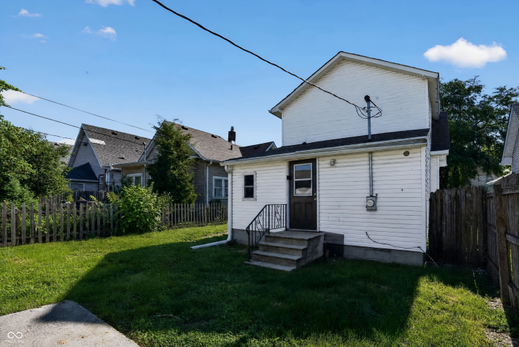 Listing Image 6