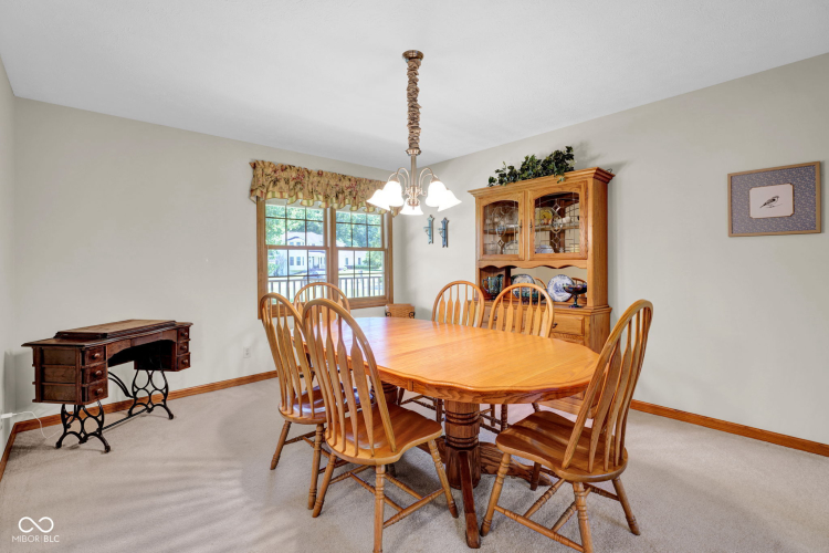Listing Image 13