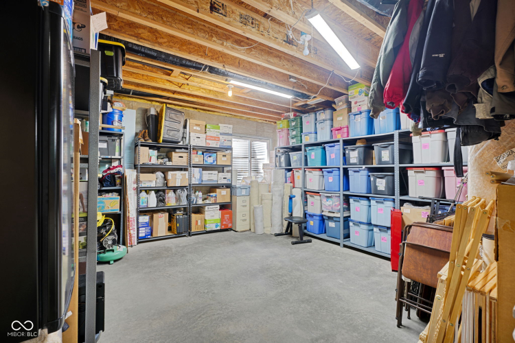Listing Image 36