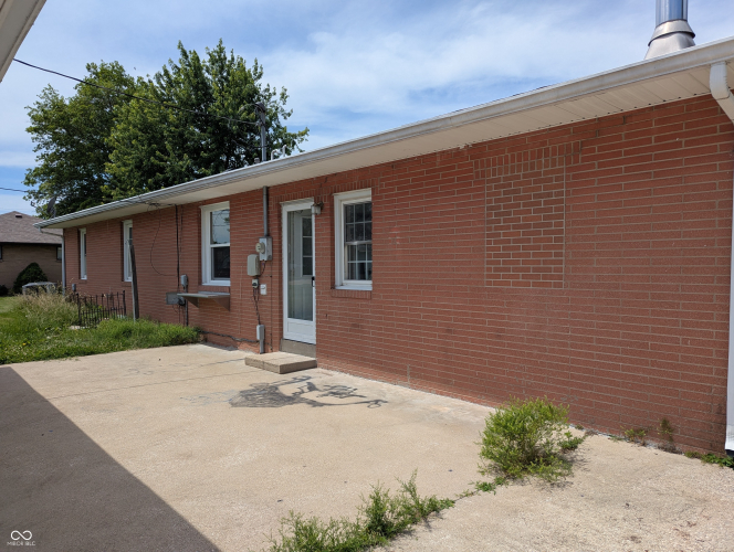 Listing Image 25