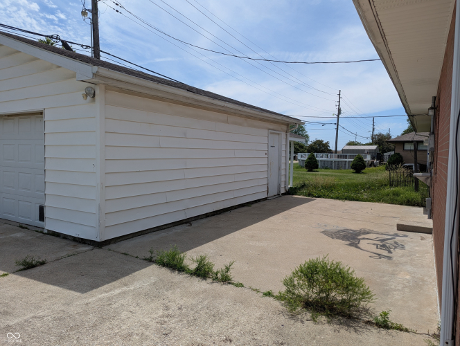 Listing Image 27