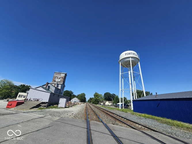 Listing Image 13