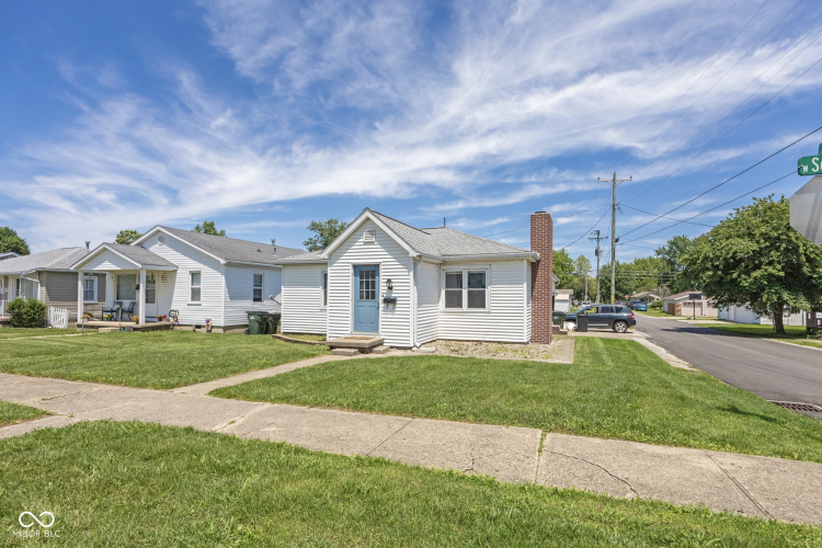 Listing Image 3
