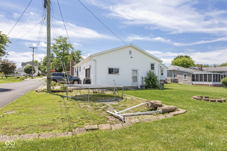 Listing Image 31
