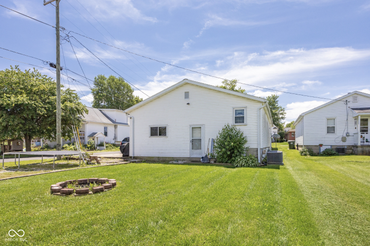 Listing Image 32