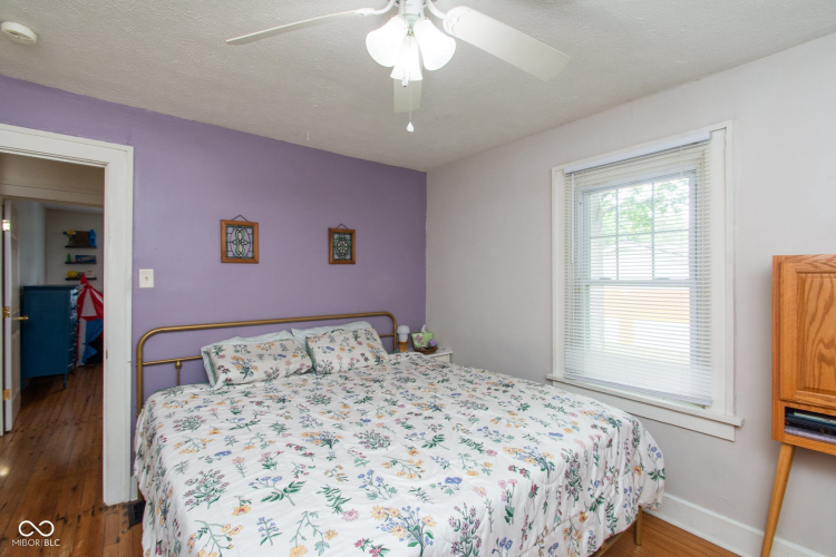 Listing Image 17