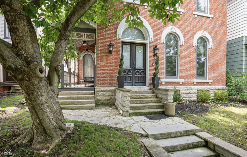 Listing Image 6