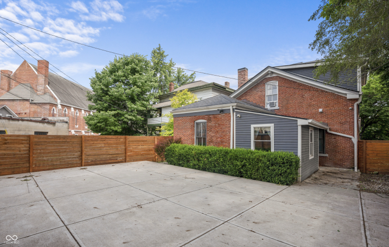 Listing Image 55
