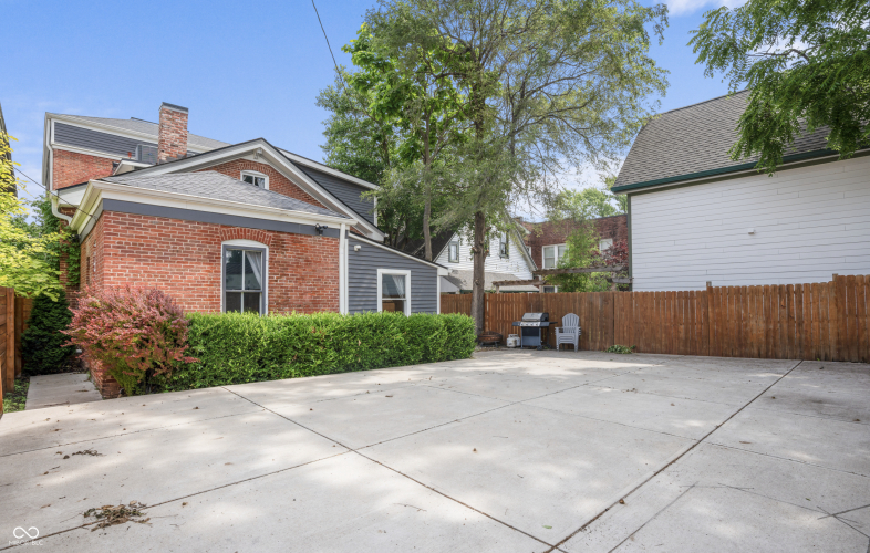 Listing Image 56