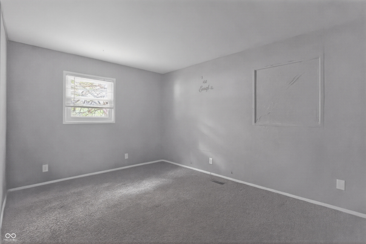 Listing Image 26