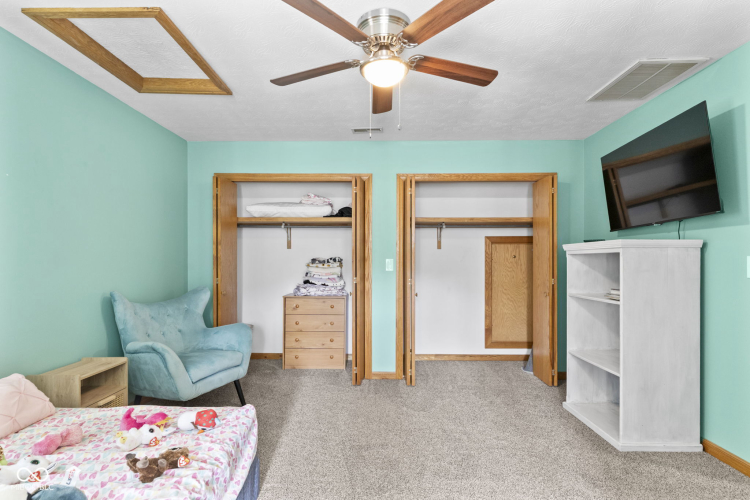 Listing Image 41