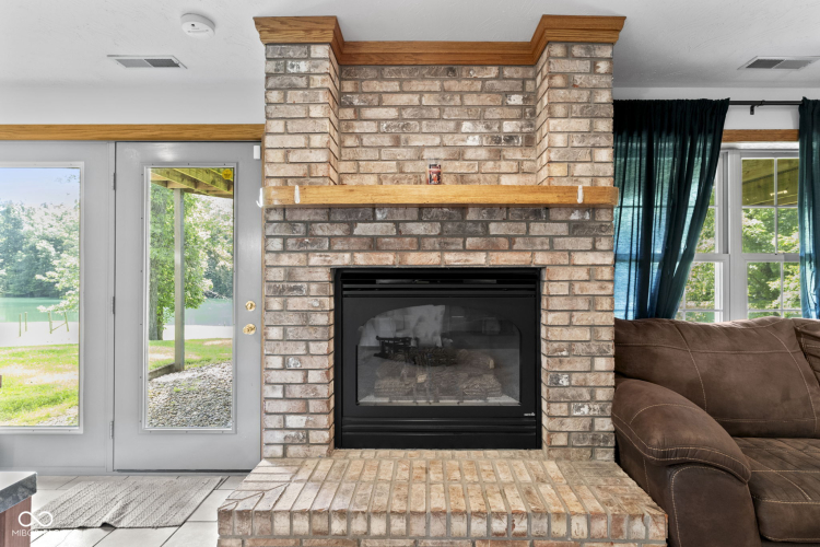 Listing Image 54