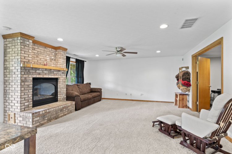 Listing Image 55