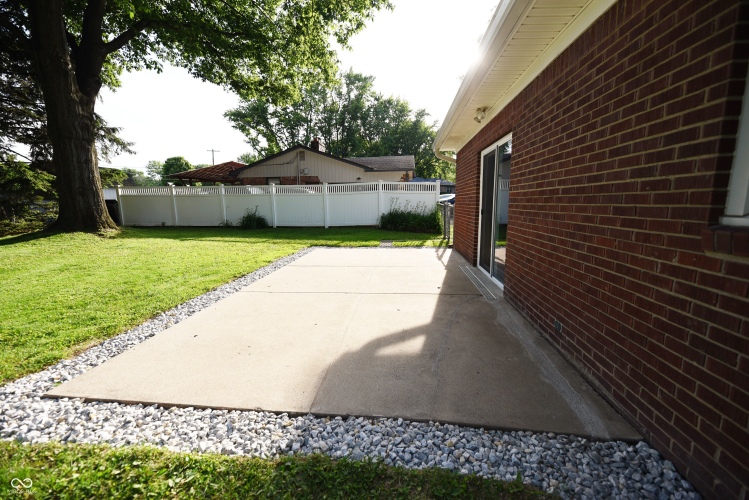 Listing Image 32