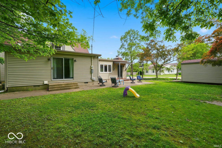 Listing Image 6