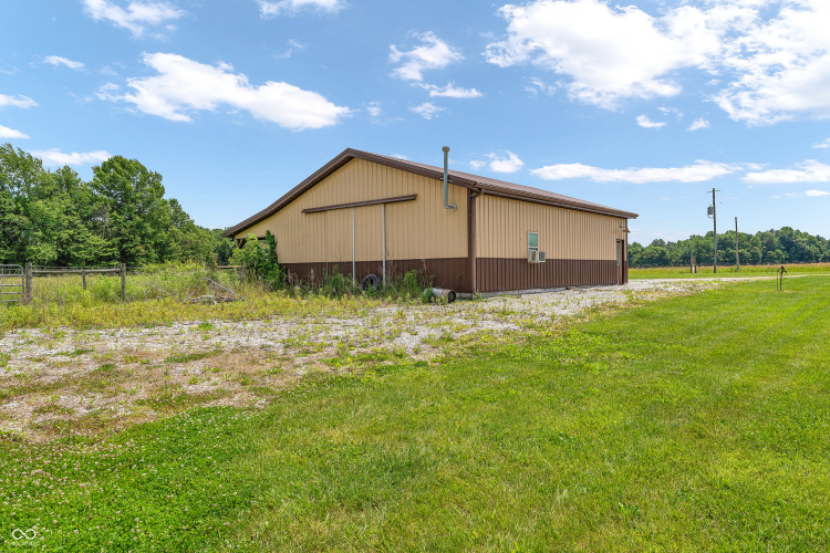 Listing Image 45