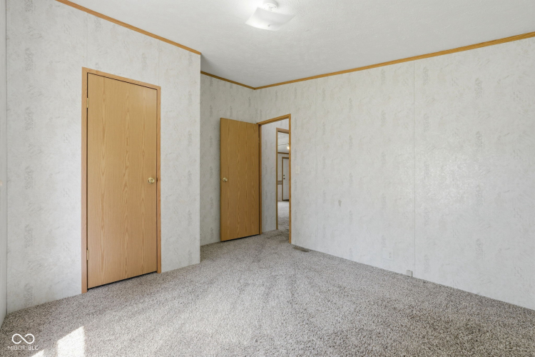 Listing Image 30