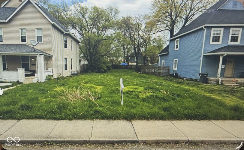 Listing Image 3