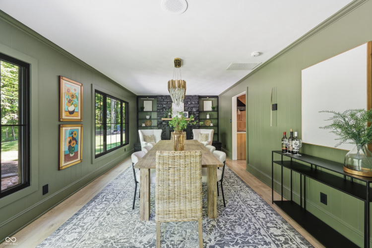 Listing Image 15