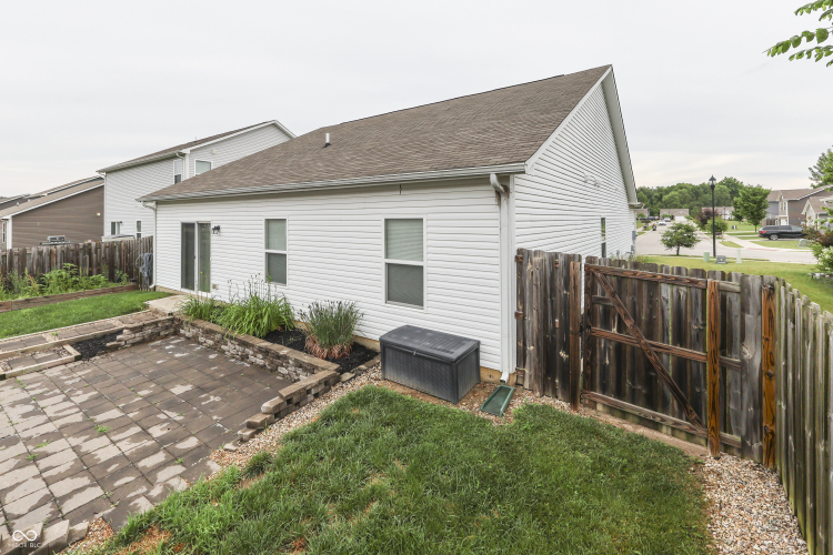 Listing Image 32
