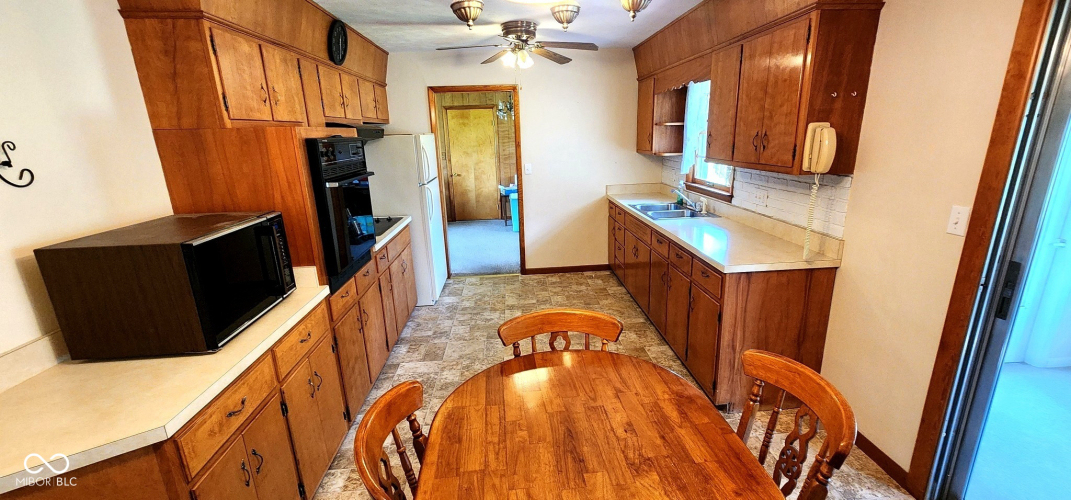 Listing Image 14