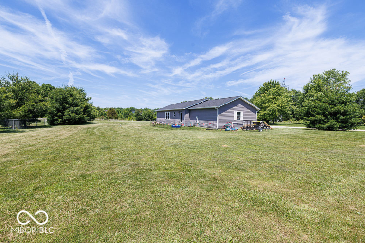 Listing Image 41