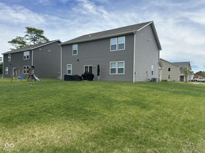 Listing Image 41