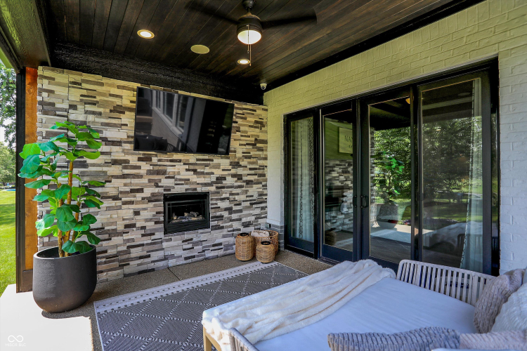 Listing Image 105