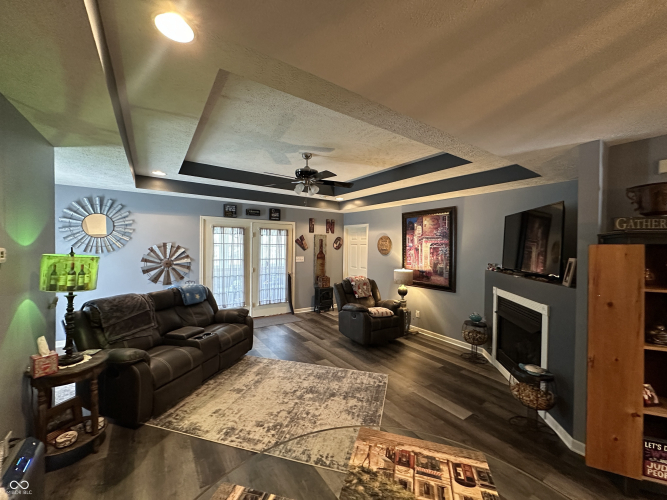 Listing Image 33