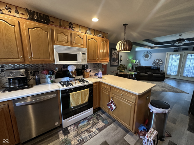 Listing Image 37