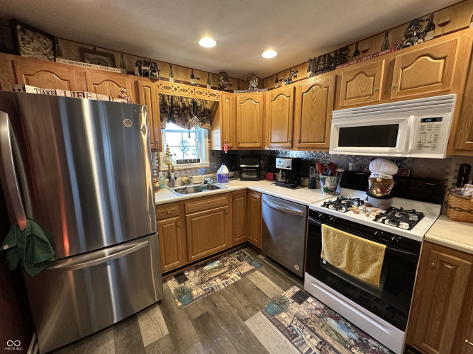 Listing Image 41