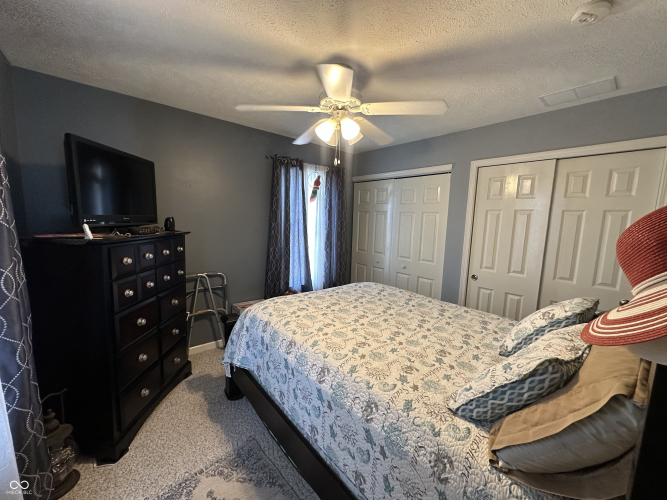 Listing Image 52