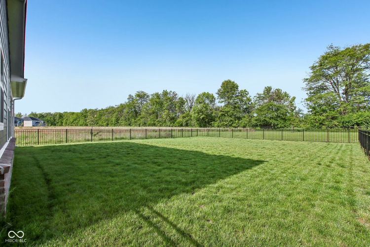 Listing Image 47