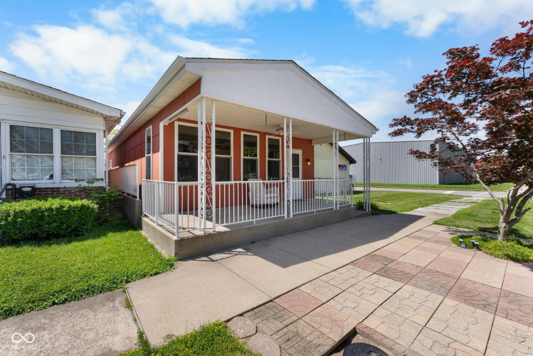 Listing Image 2