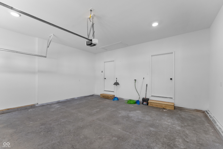 Listing Image 27