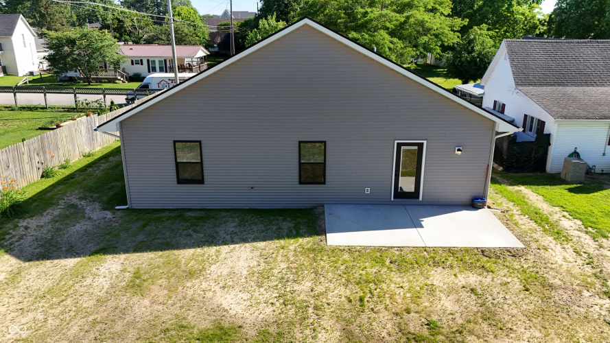 Listing Image 29