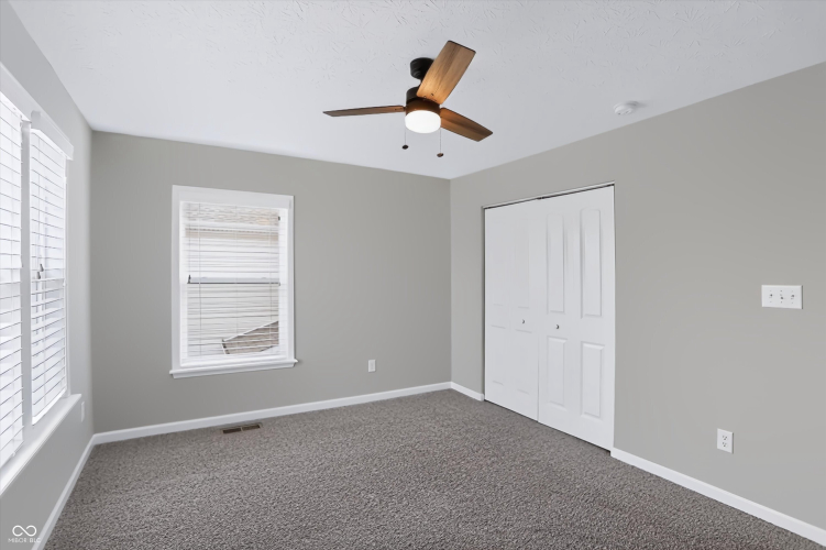 Listing Image 30