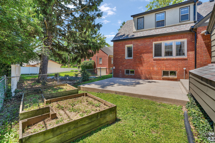 Listing Image 49